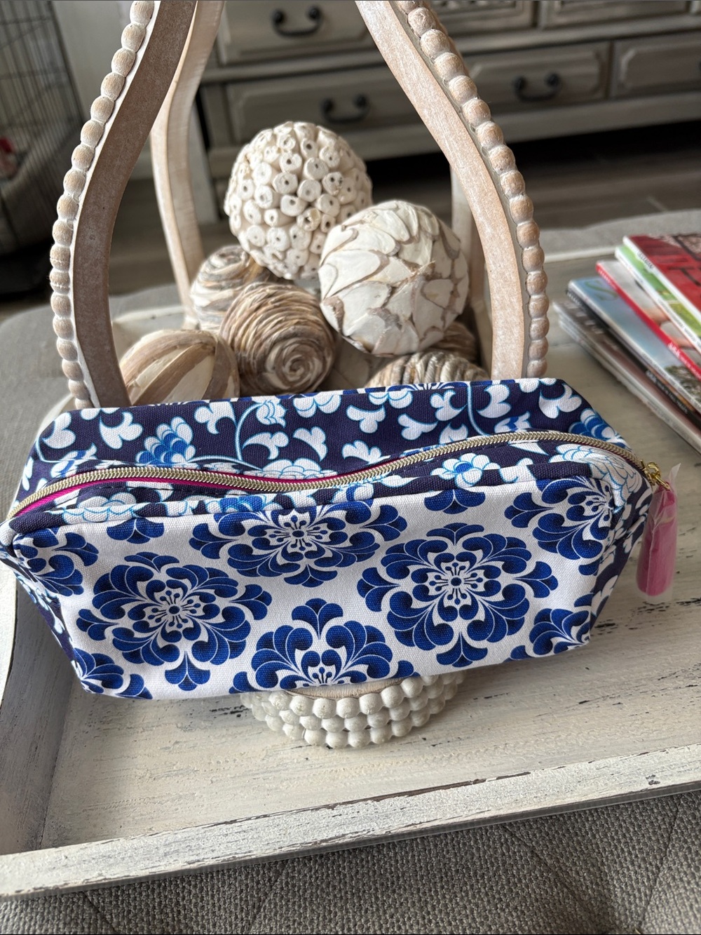 Estée Lauder Makeup Bag